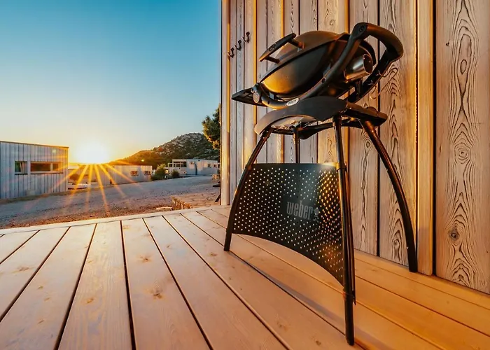 Buqez 46 Vikendica Drage